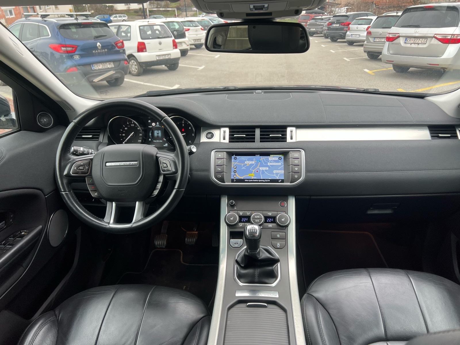 Land Rover Evoque 2,0 eD4/PANORAMA/PDC/KOZA//KAMERA/TOP STANJE!, fotografija 18