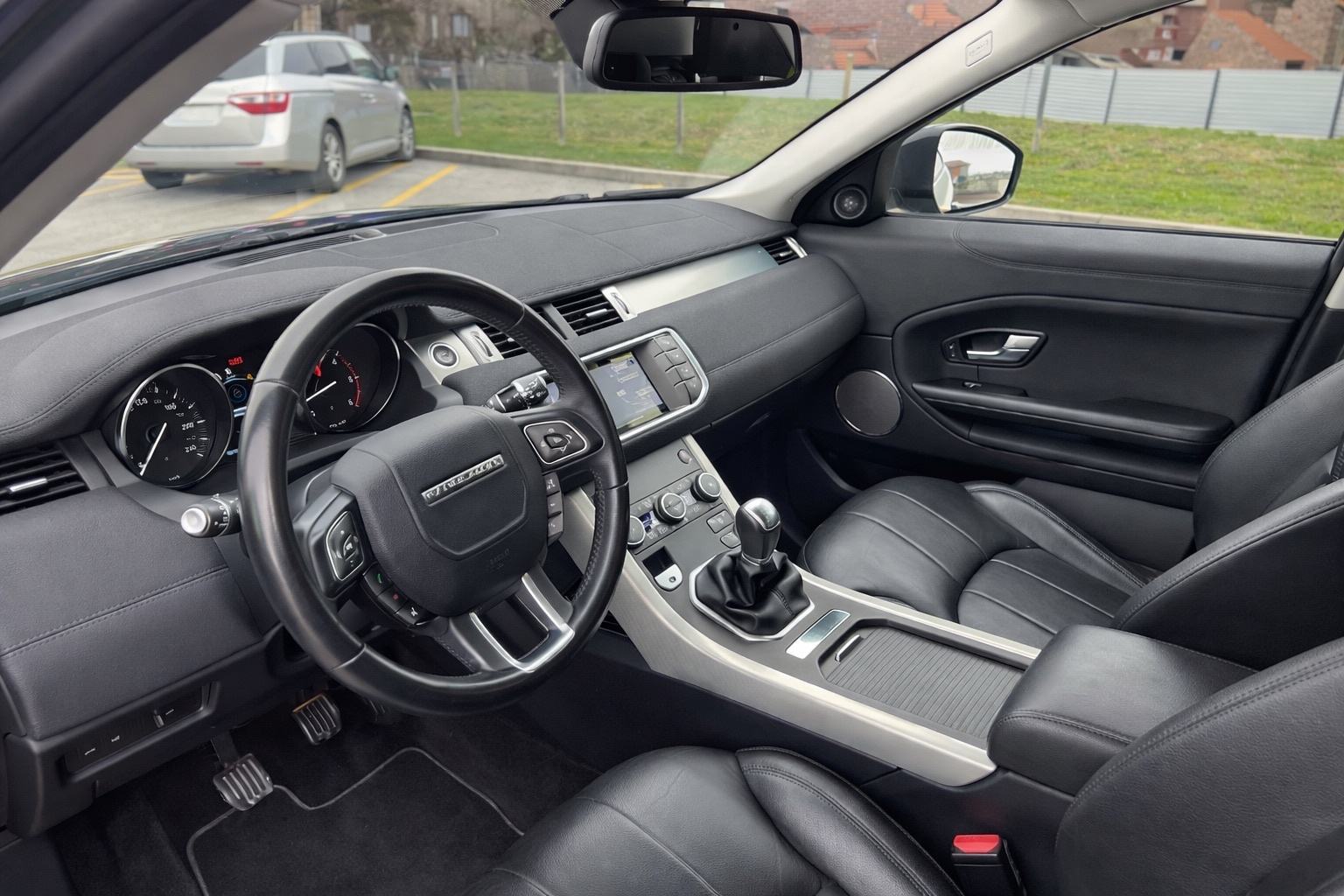 Land Rover Evoque 2,0 eD4/PANORAMA/PDC/KOZA//KAMERA/TOP STANJE!, fotografija 10