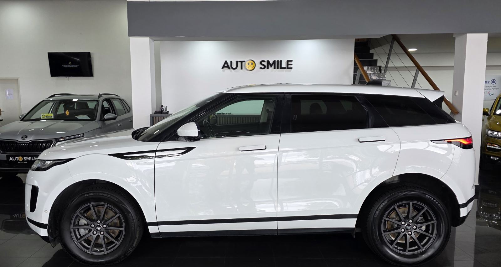 Land Rover Evoque 2,0D, 6 BRZINA, FULL LED, TEMP, JAMSTVO, LEASING..., fotografija 2