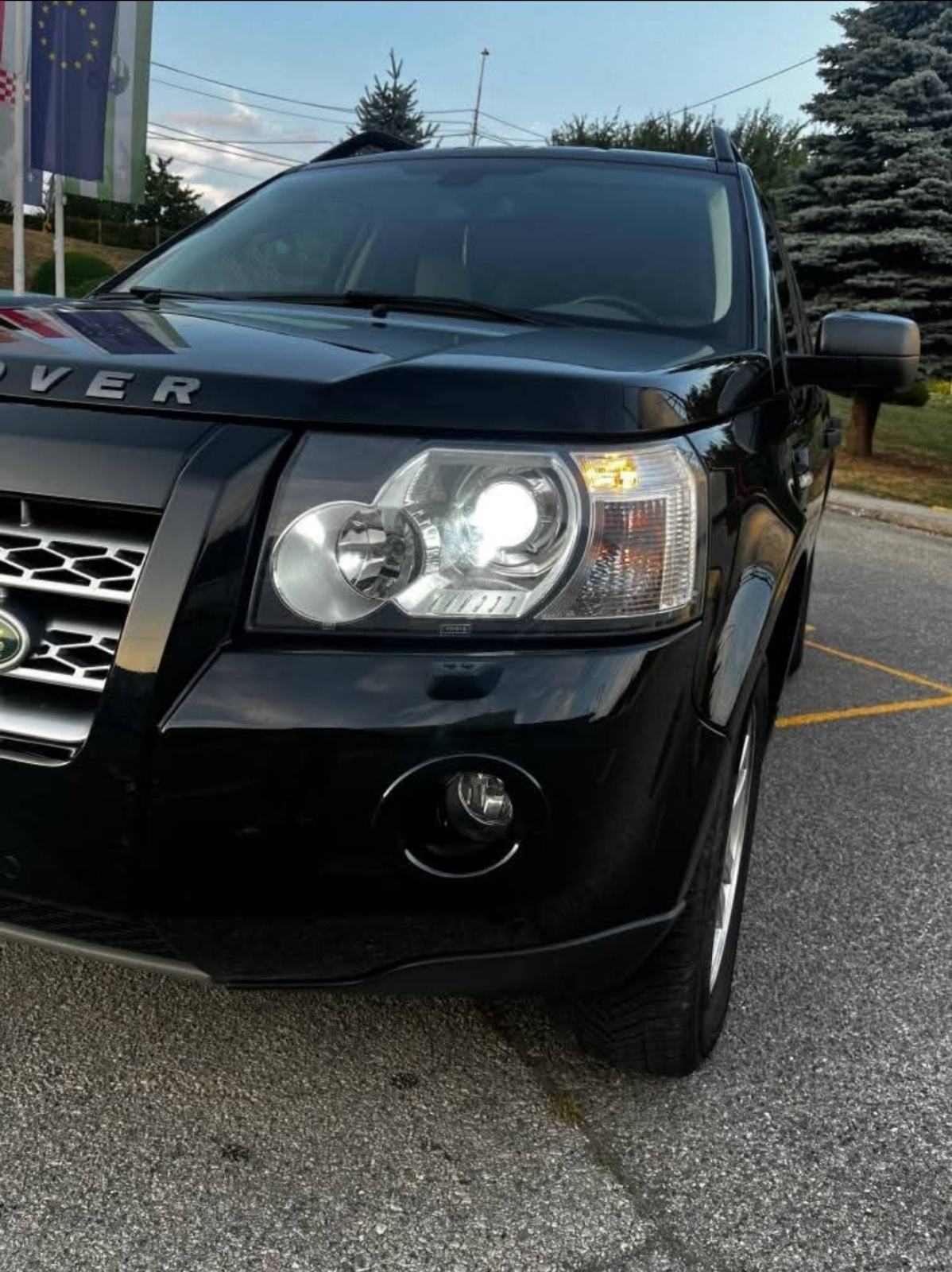 Land Rover Freelander 2,2 TD4 - CIJENA NIJE FIKSNA, fotografija 3