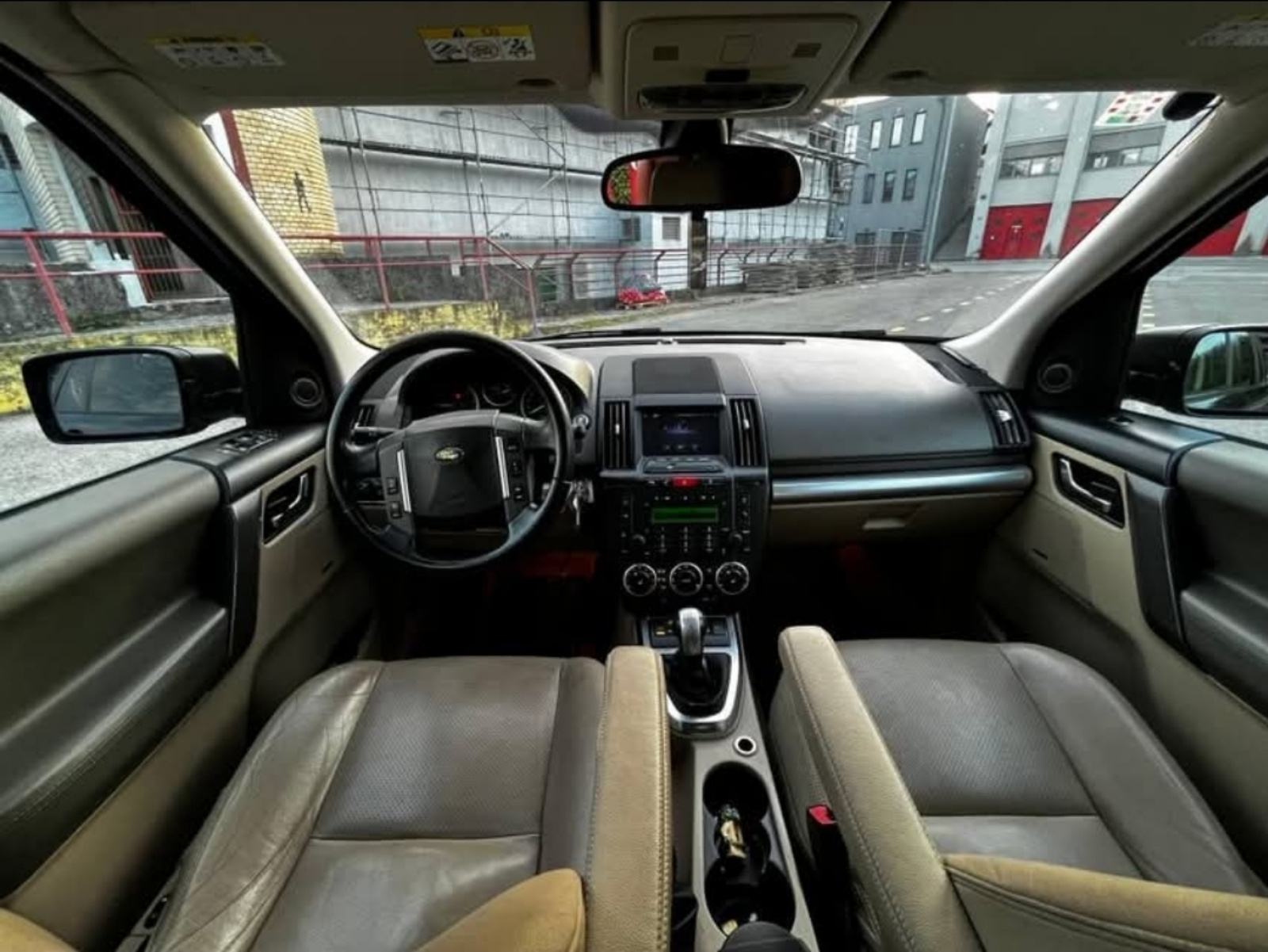 Land Rover Freelander 2,2 TD4 - CIJENA NIJE FIKSNA, fotografija 4