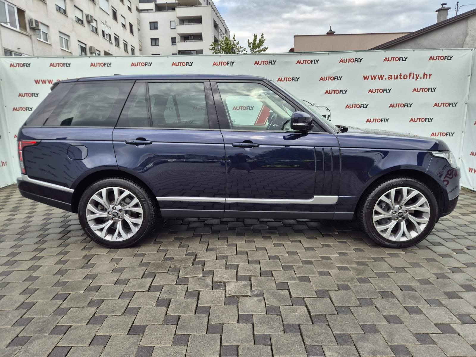 Land Rover Range Rover 4.4 SdV8, Meridian, Kamera, Softclose, 21", fotografija 5