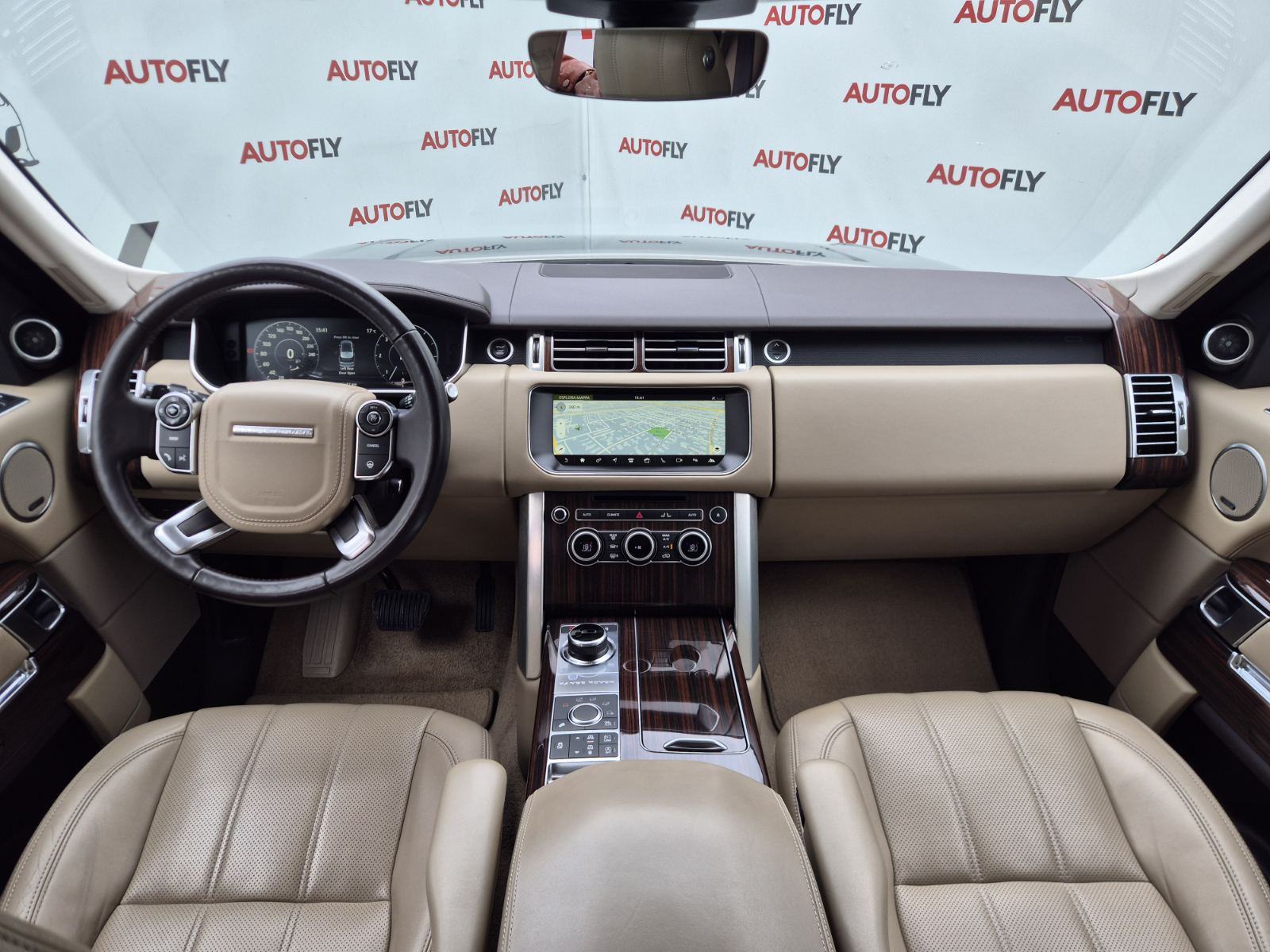 Land Rover Range Rover 4.4 SdV8, Meridian, Kamera, Softclose, 21", fotografija 12