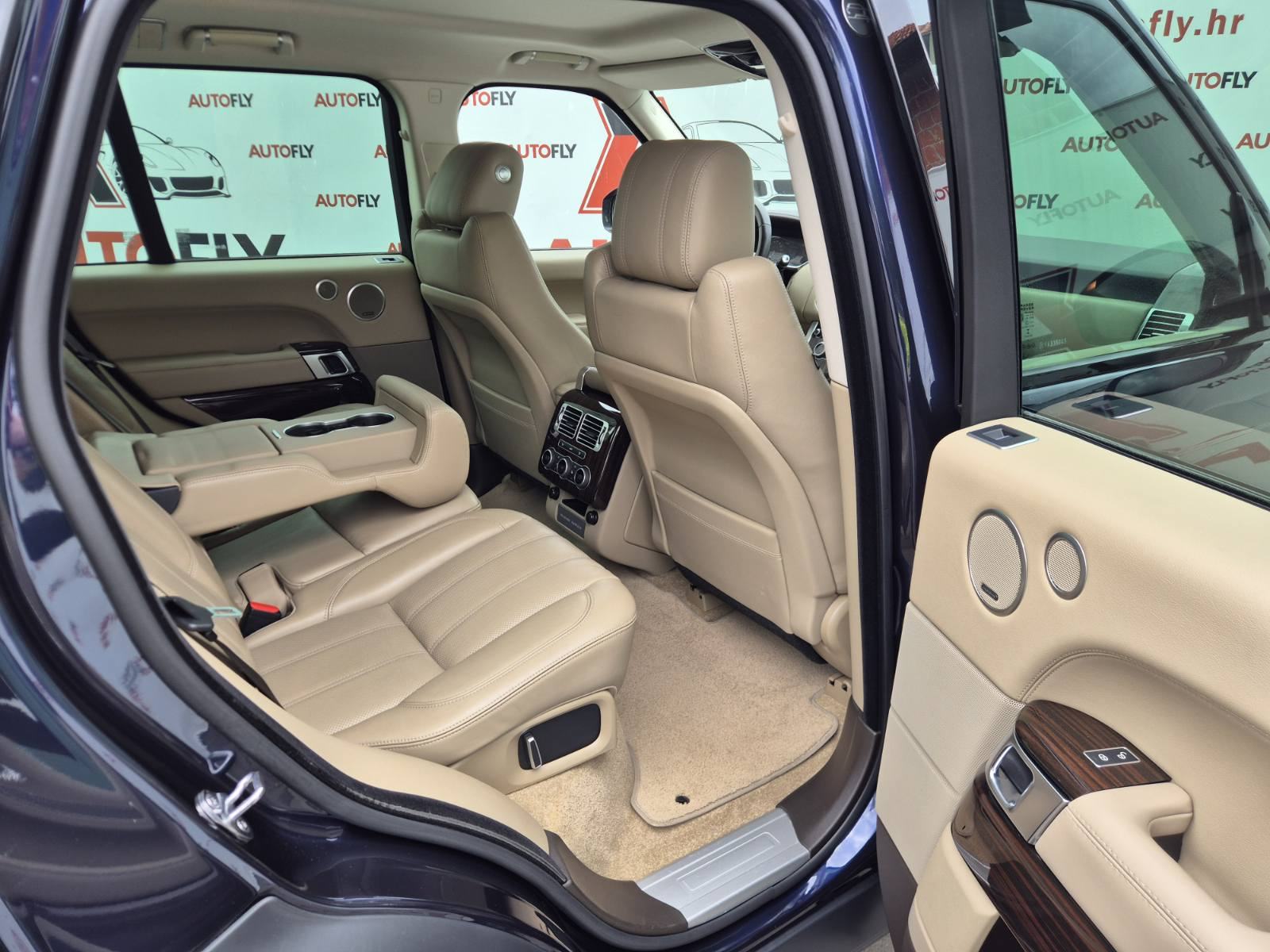 Land Rover Range Rover 4.4 SdV8, Meridian, Kamera, Softclose, 21", fotografija 14