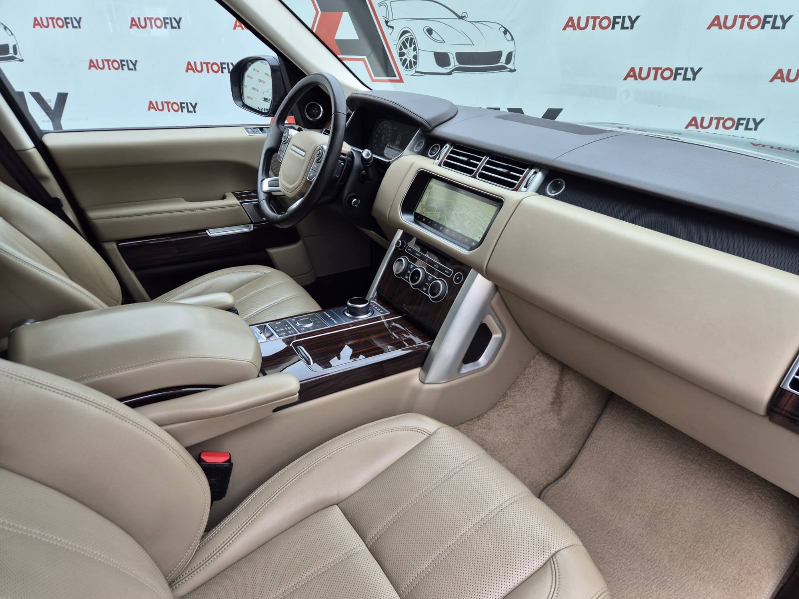 Land Rover Range Rover 4.4 SdV8, Meridian, Kamera, Softclose, 21", fotografija 17