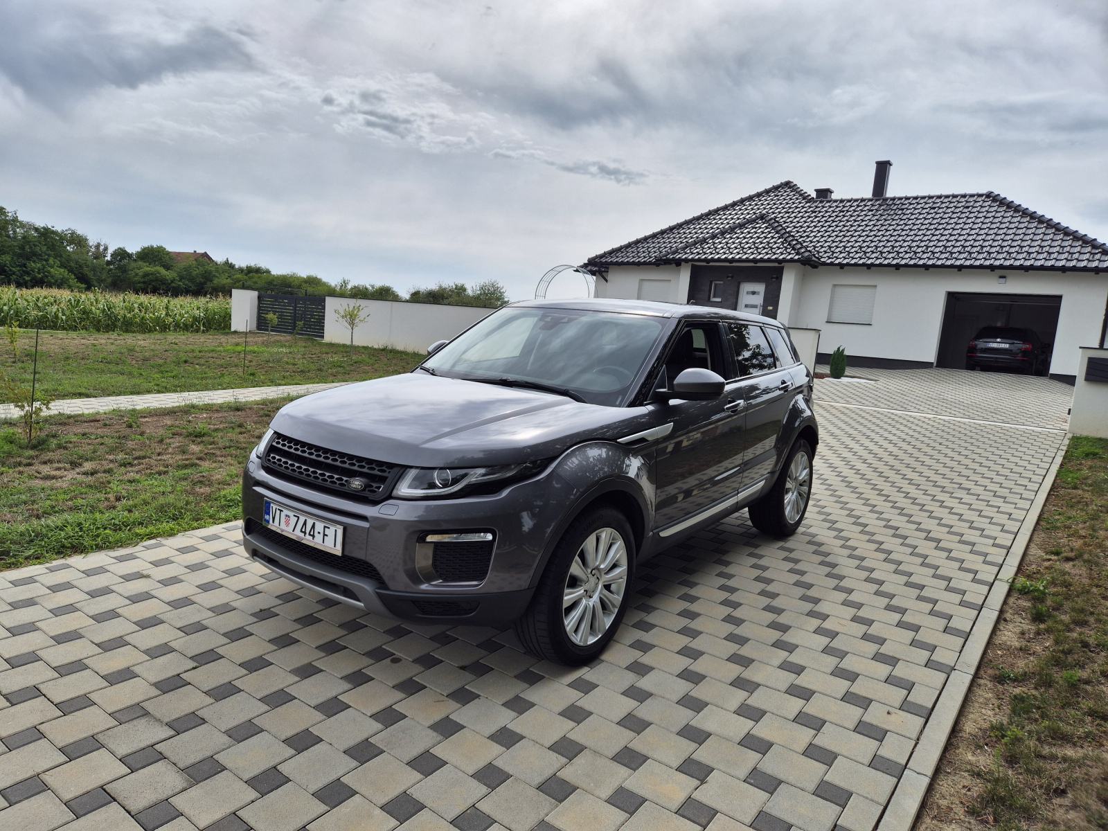 Land Rover Range Rover Evoque 2.0 SD4 automatik, fotografija 2