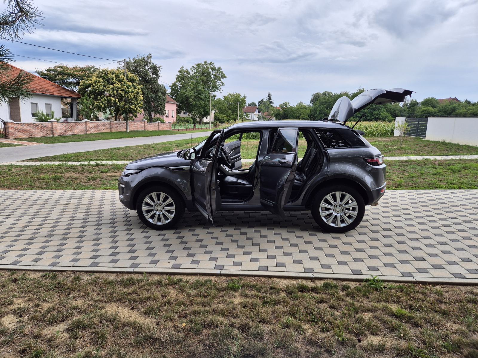 Land Rover Range Rover Evoque 2.0 SD4 automatik, fotografija 9