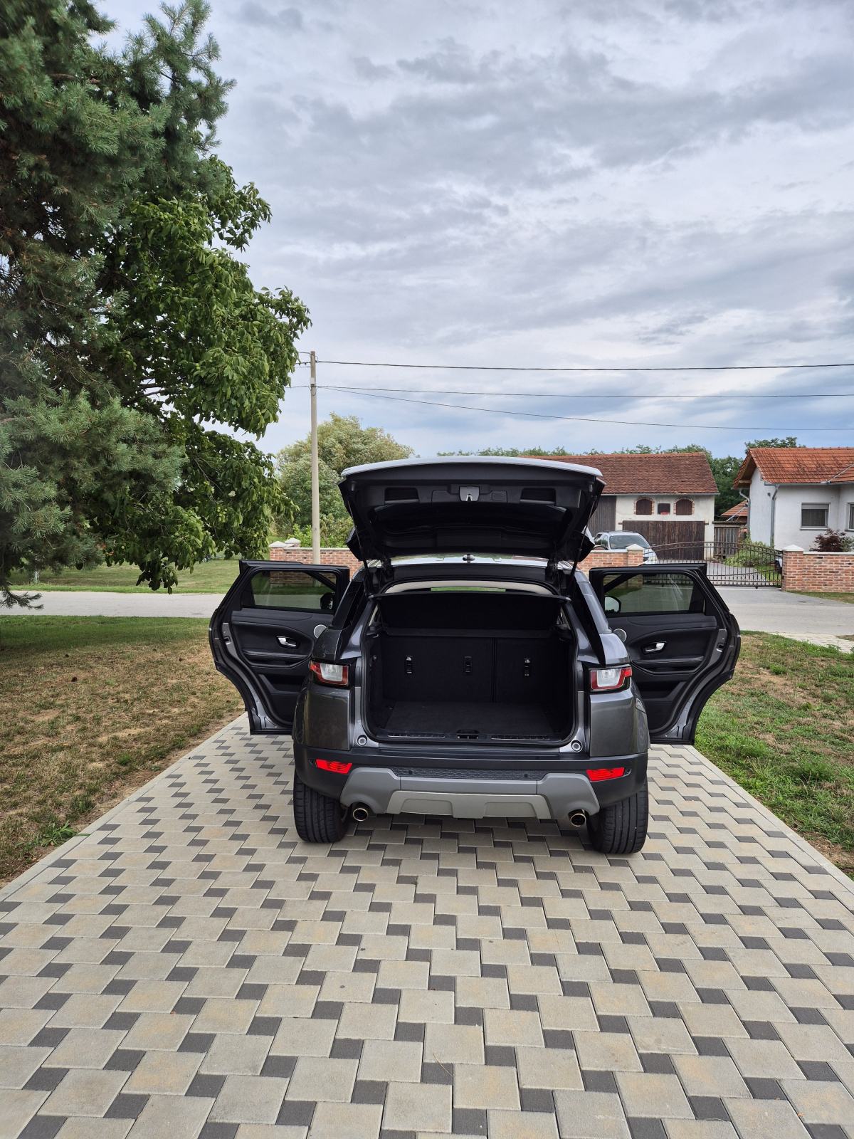 Land Rover Range Rover Evoque 2.0 SD4 automatik, fotografija 10