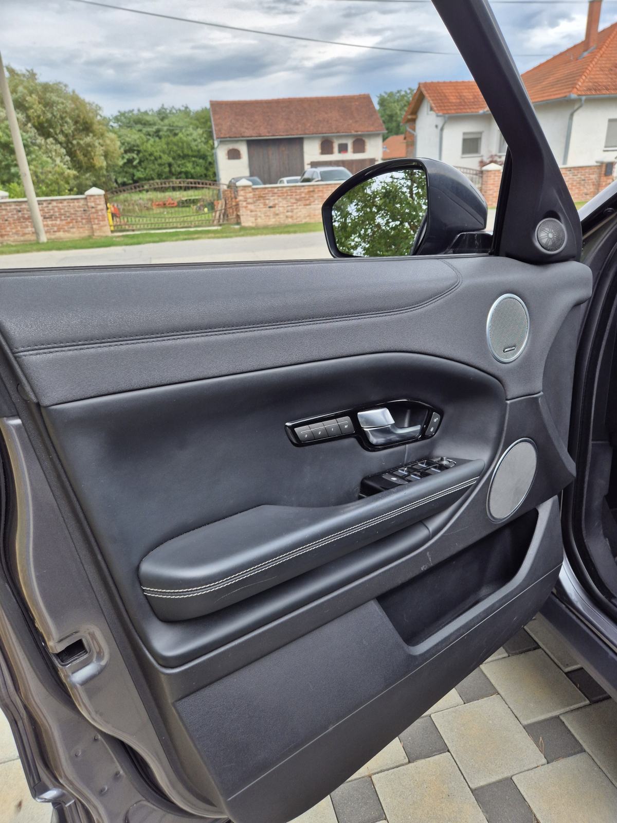 Land Rover Range Rover Evoque 2.0 SD4 automatik, fotografija 12