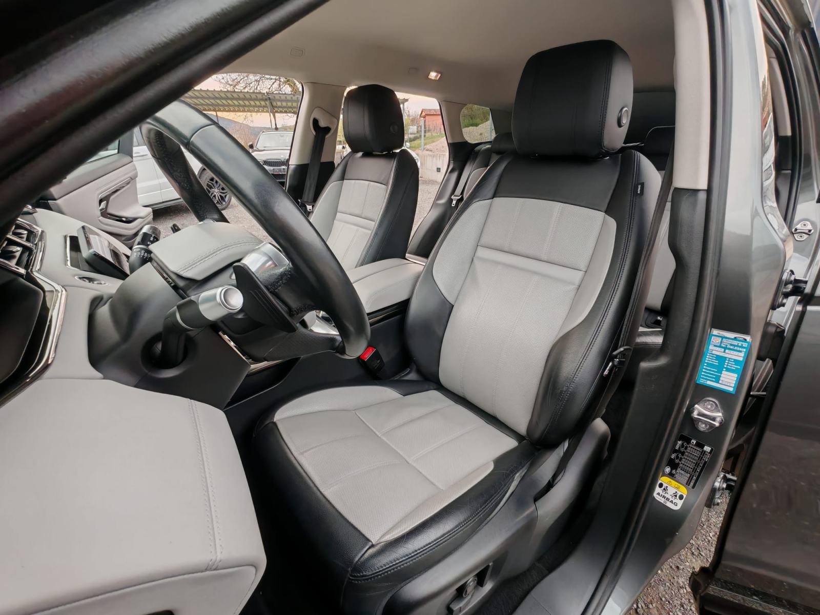 Range Rover Evoque 2,0 TD4 MHEV 4X4 aut R dynamic veliki servis TOPP❗❗, fotografija 16