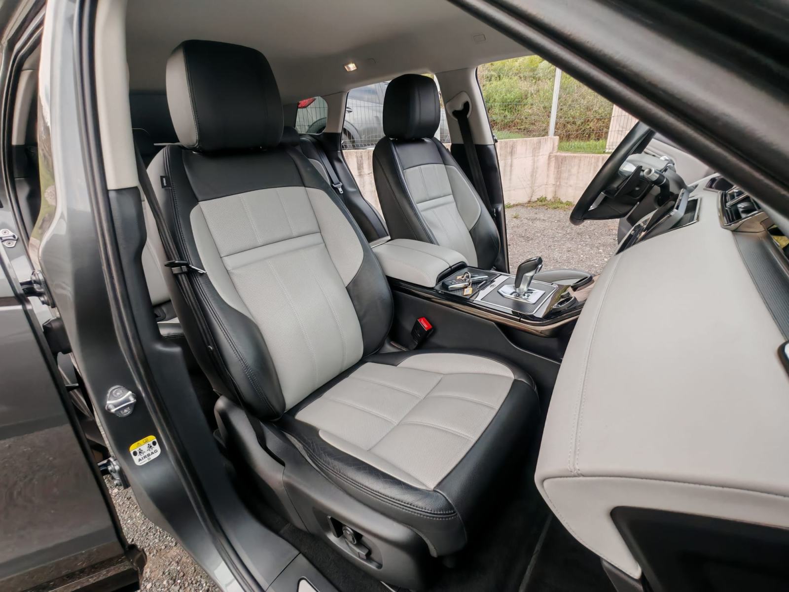 Range Rover Evoque 2,0 TD4 MHEV 4X4 aut R dynamic veliki servis TOPP❗❗, fotografija 17