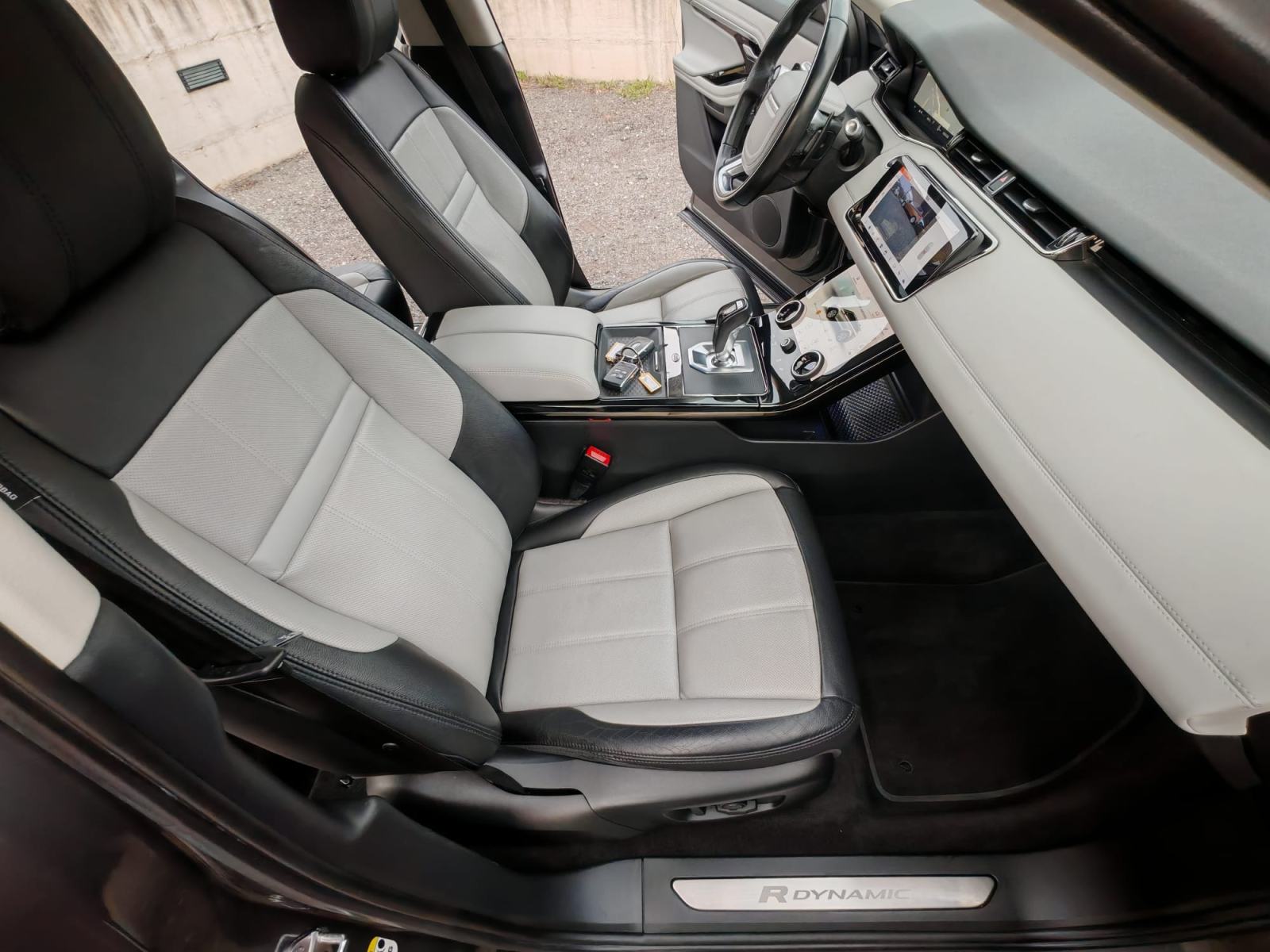 Range Rover Evoque 2,0 TD4 MHEV 4X4 aut R dynamic veliki servis TOPP❗❗, fotografija 19