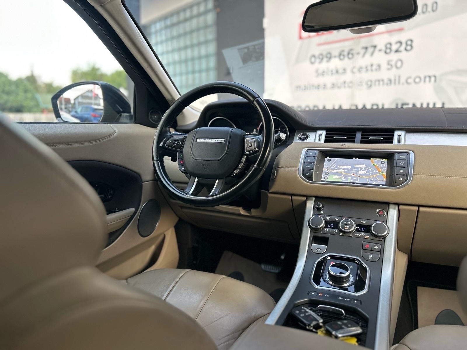 Land Rover Range Rover Evoque 2,0 TD4 automatik 2017G.REDIZAJN FULL, fotografija 17