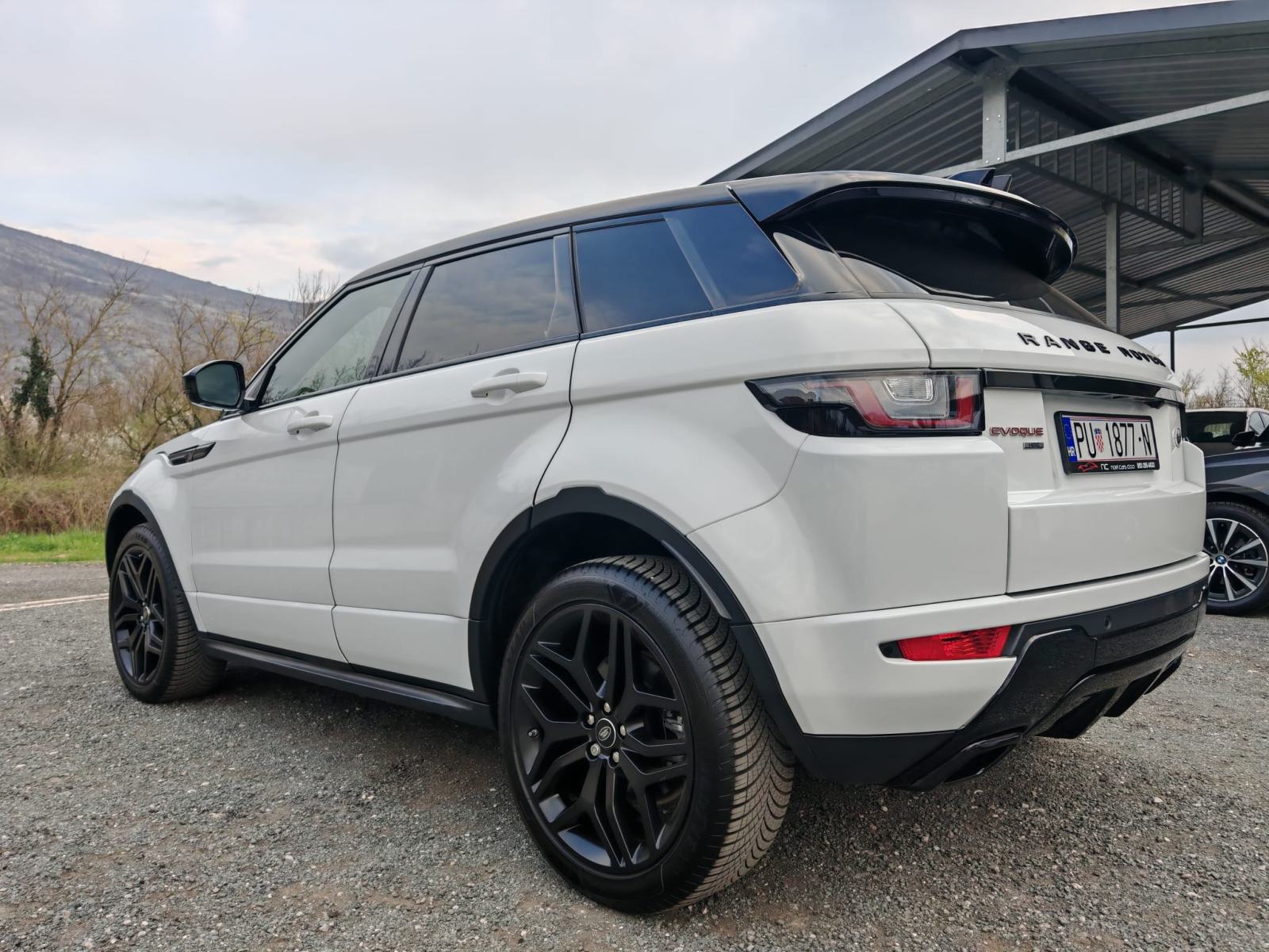 Range Rover Evoque 2.0 TD4 180 ks 4x4 HSE panorama alu 20 STANJE NOVO❗, fotografija 10