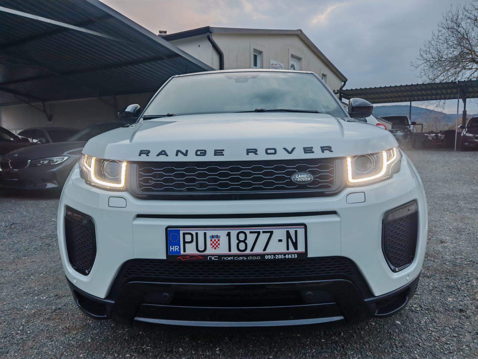 Range Rover Evoque 2.0 TD4 180 ks 4x4 HSE panorama alu 20 STANJE NOVO❗, fotografija 8