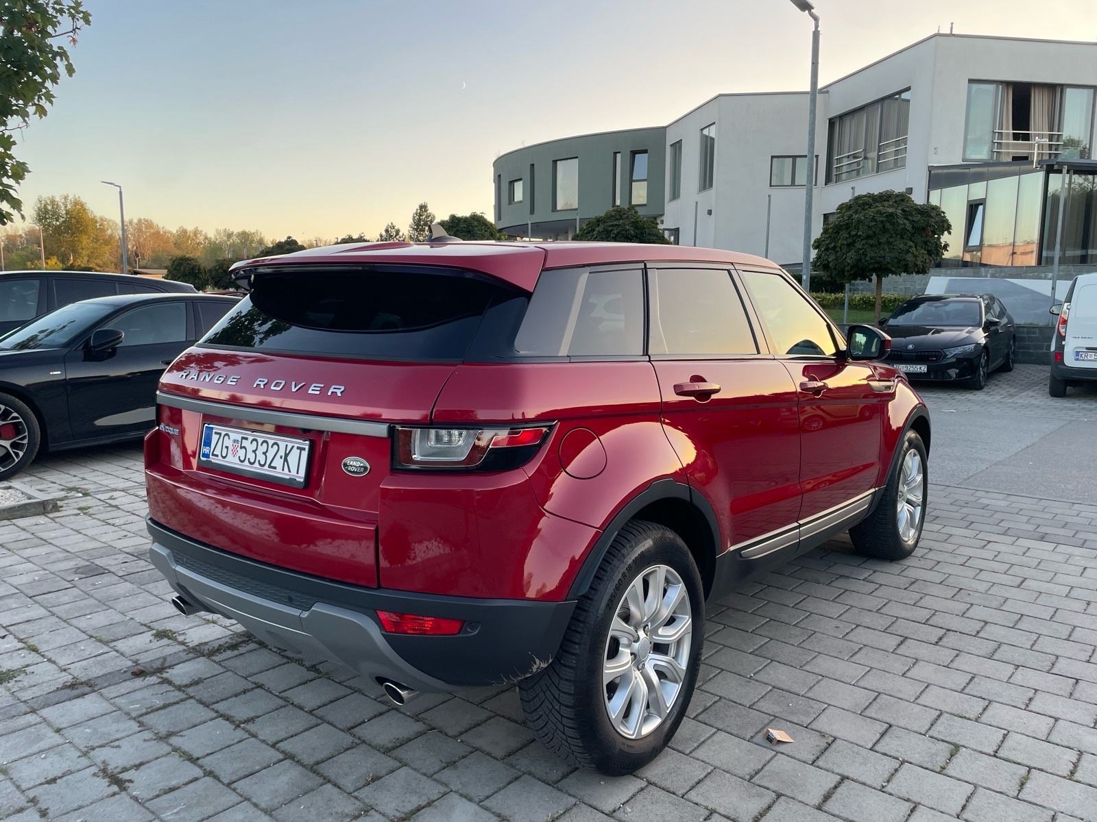 Land Rover Range Rover Evoque 2,0 TD4, pogled izvana - slika 1