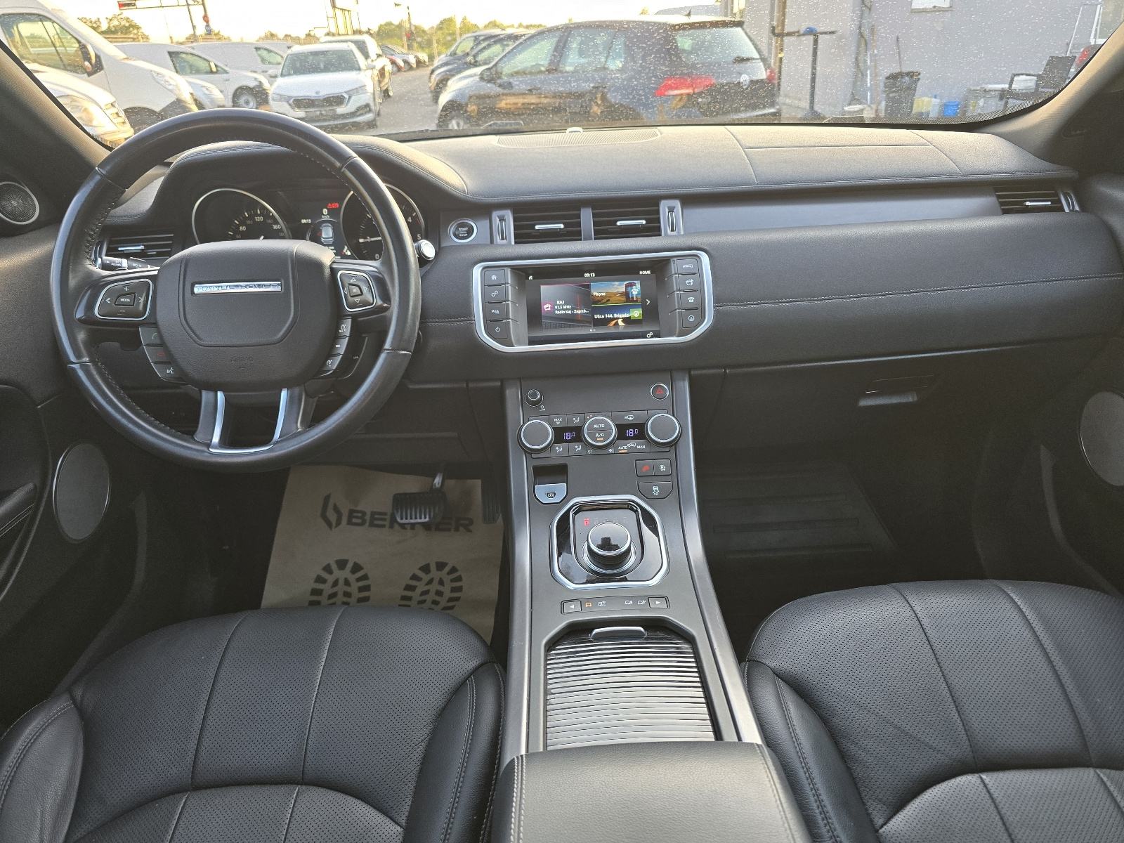 RANGE ROVER EVOQUE 2.0D 4X4 * ODLIČNO STANJE * 89 000 KM * JAMSTVO *, fotografija 12