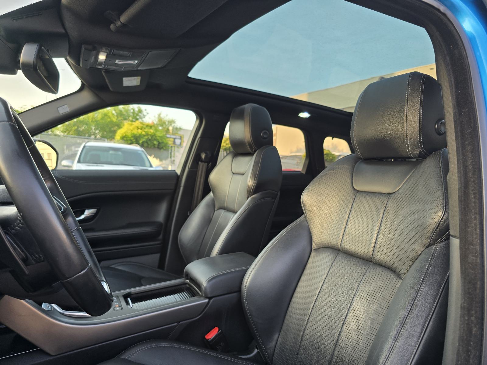 RANGE ROVER EVOQUE 2.0D 4X4 * ODLIČNO STANJE * 89 000 KM * JAMSTVO *, fotografija 20