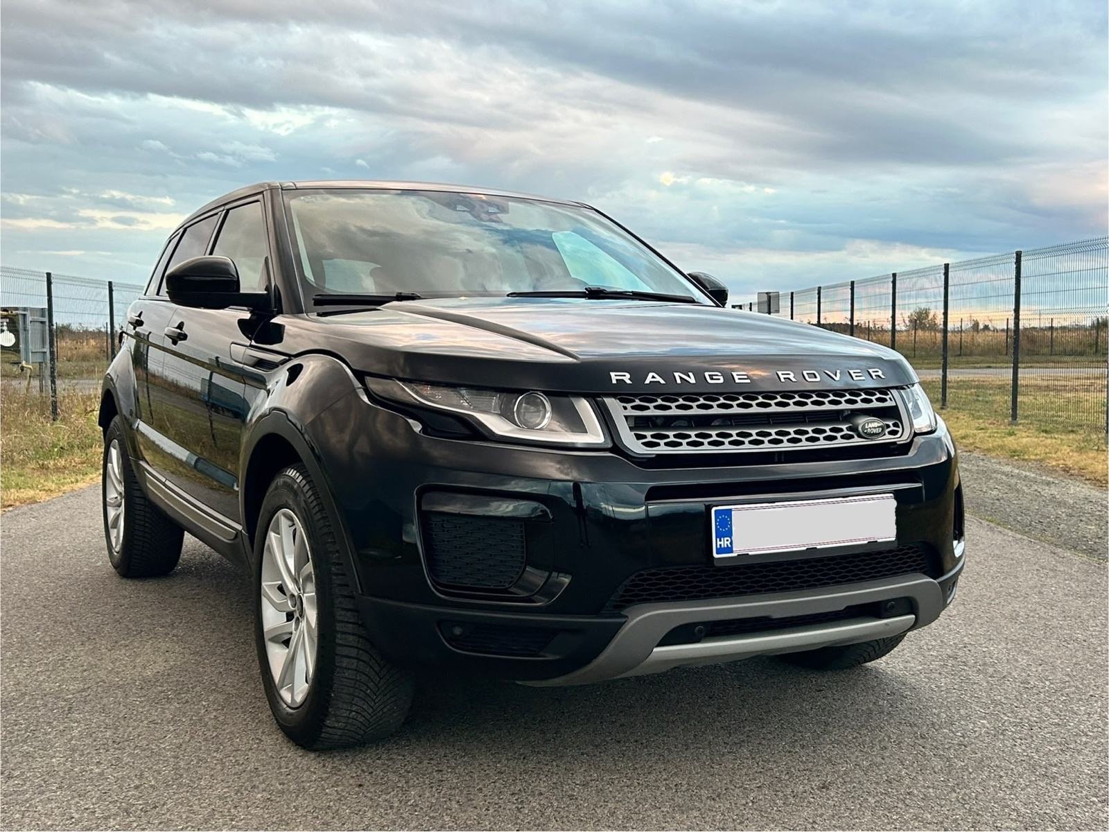 Land Rover Range Rover Evoque 2.0d 110kw 2018.god. ( ZAMJENA ), fotografija 2