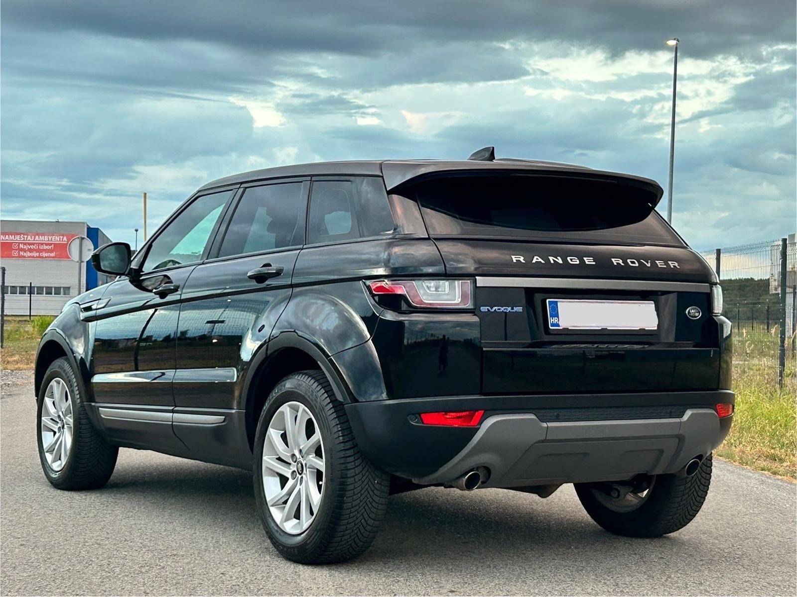 Land Rover Range Rover Evoque 2.0d 110kw 2018.god. ( ZAMJENA ), fotografija 9