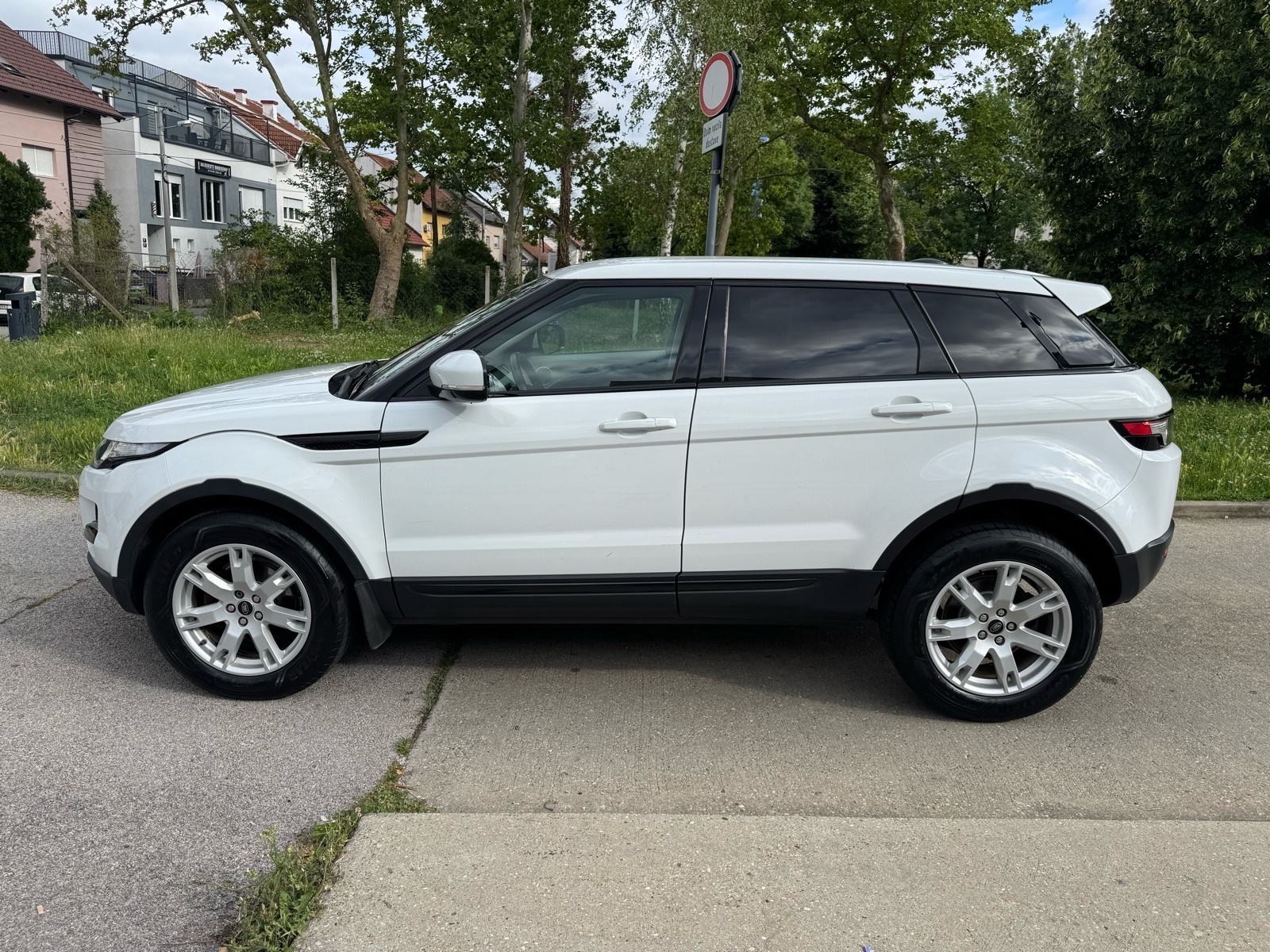 Land Rover Range Rover Evoque 2.2 TD4 4x4 automatik *HR auto*, fotografija 7