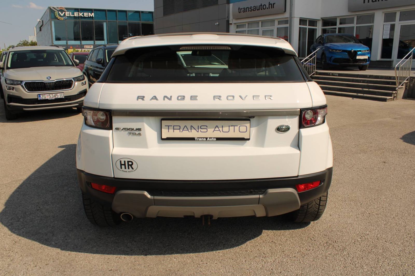 Land Rover Range Rover Evoque 2.2 TD4 *PANORAMA, NAVIGACIJA, KAMERA*, fotografija 6