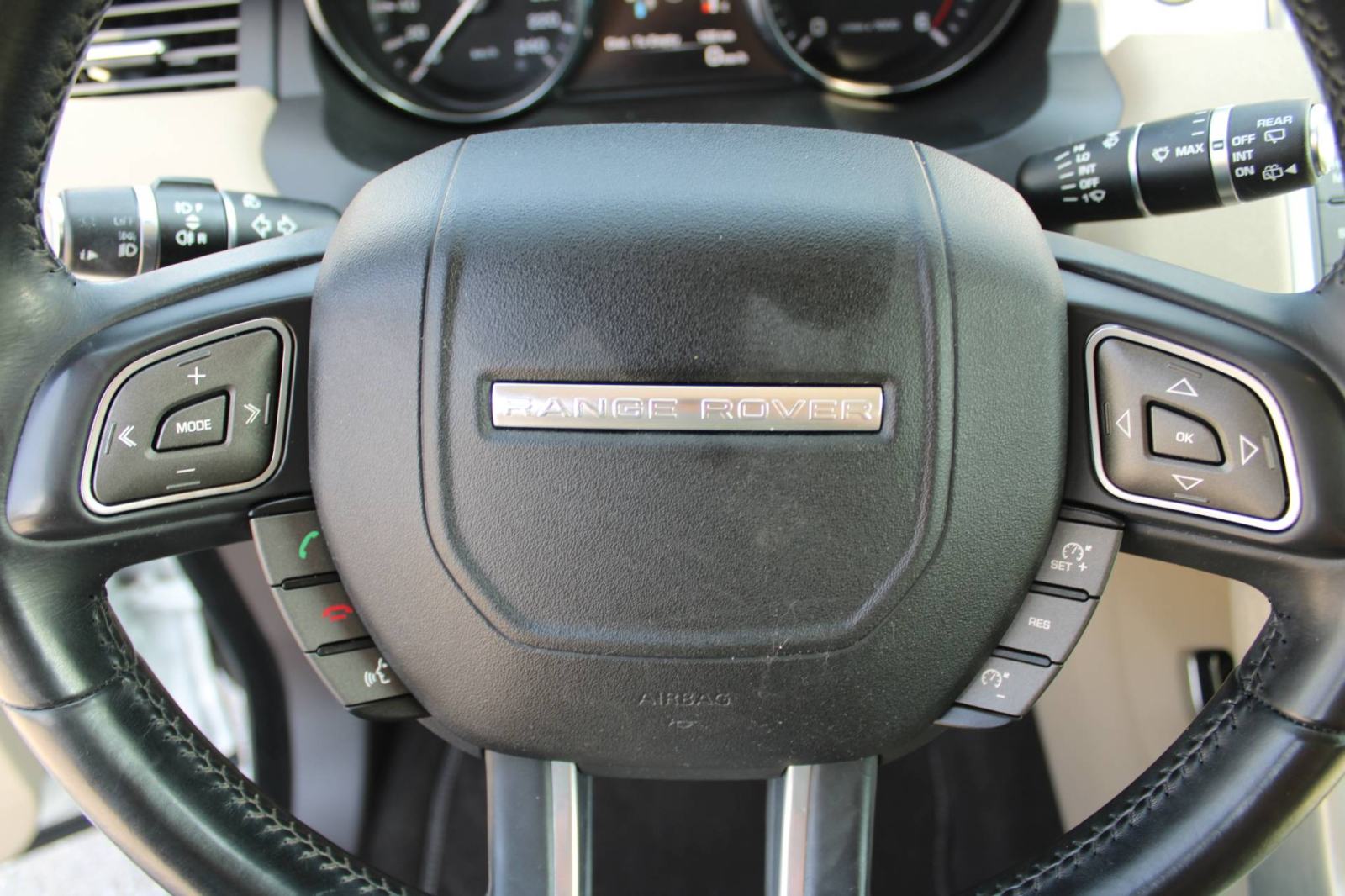 Land Rover Range Rover Evoque 2.2 TD4 *PANORAMA, NAVIGACIJA, KAMERA*, fotografija 17