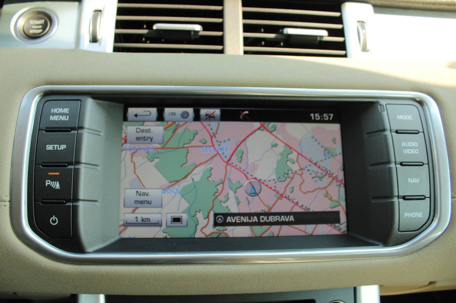 Land Rover Range Rover Evoque 2.2 TD4 *PANORAMA, NAVIGACIJA, KAMERA*, fotografija 20