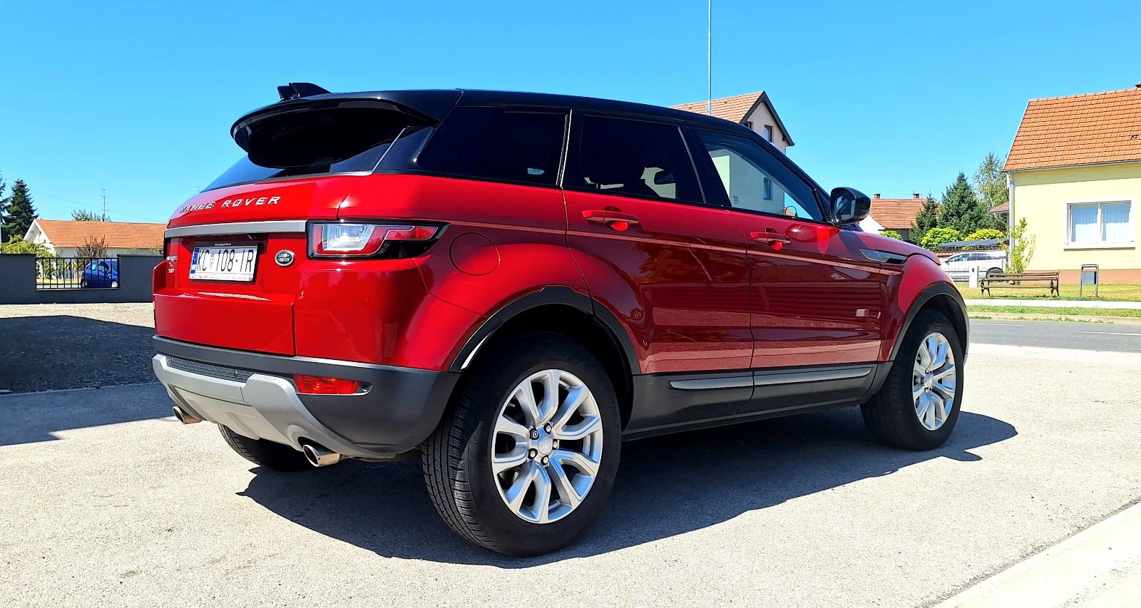Land Rover Range Rover EVOQUE 2,0 D - 4×4 AUTOMATIK - PANORAMA, fotografija 7