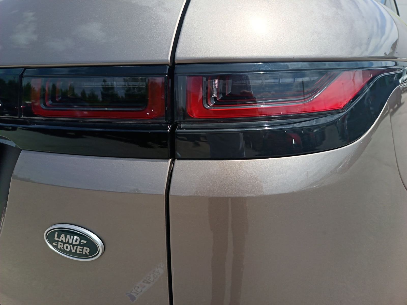 Land Rover Range Rover Evoque R-DYN LIMITED 2.0 163 AWD A9 - 3 godine, fotografija 13