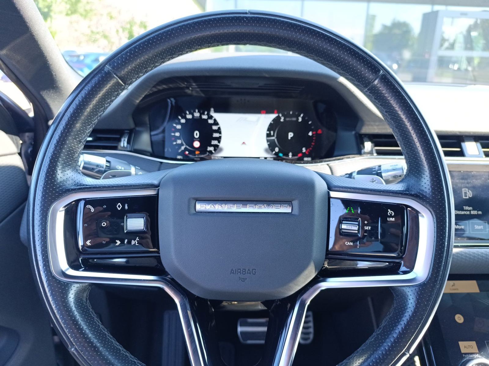 Land Rover Range Rover Evoque R-DYN LIMITED 2.0 163 AWD A9 - 3 godine, fotografija 17