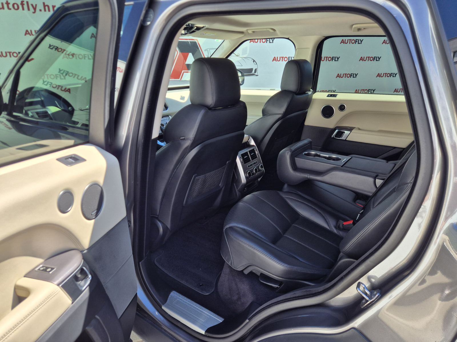 Land Rover Range Rover Sport 3.0 SDV6 HSE, HR auto, Kamera, PDV, 21", fotografija 14