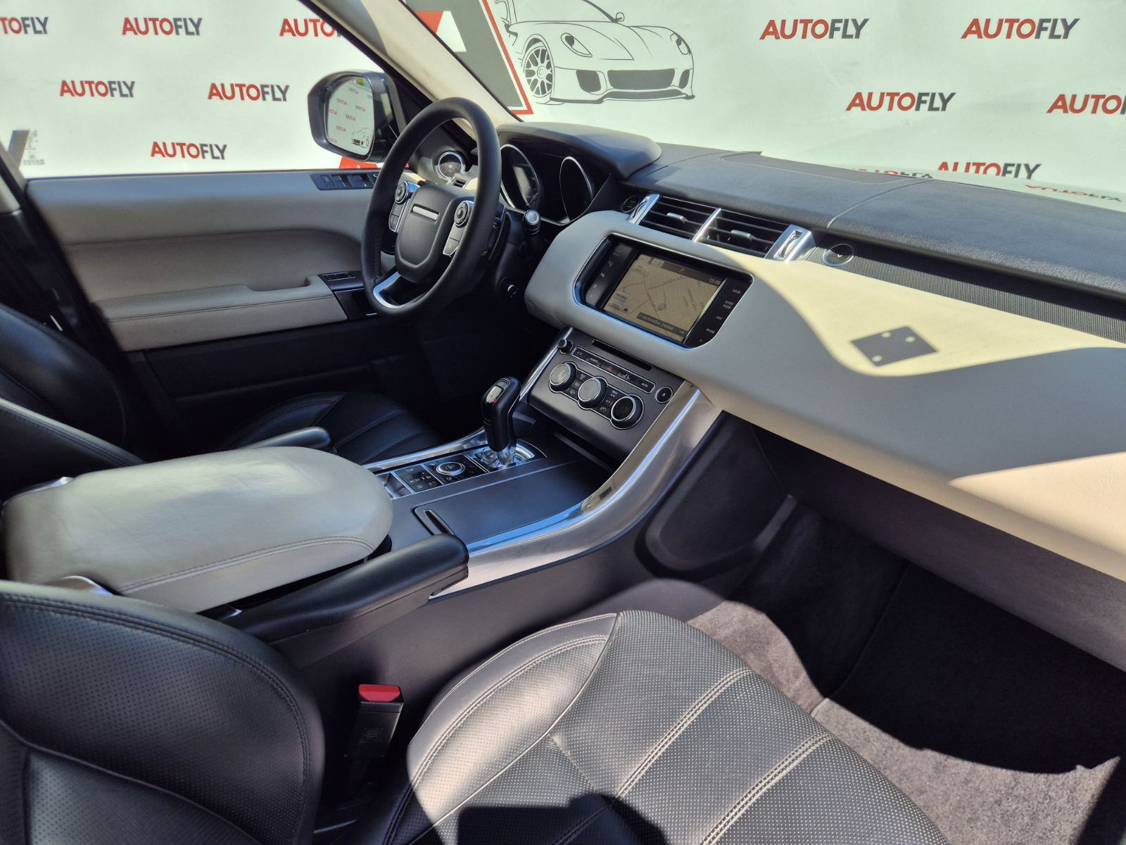Land Rover Range Rover Sport 3.0 SDV6 HSE, HR auto, Kamera, PDV, 21", fotografija 18