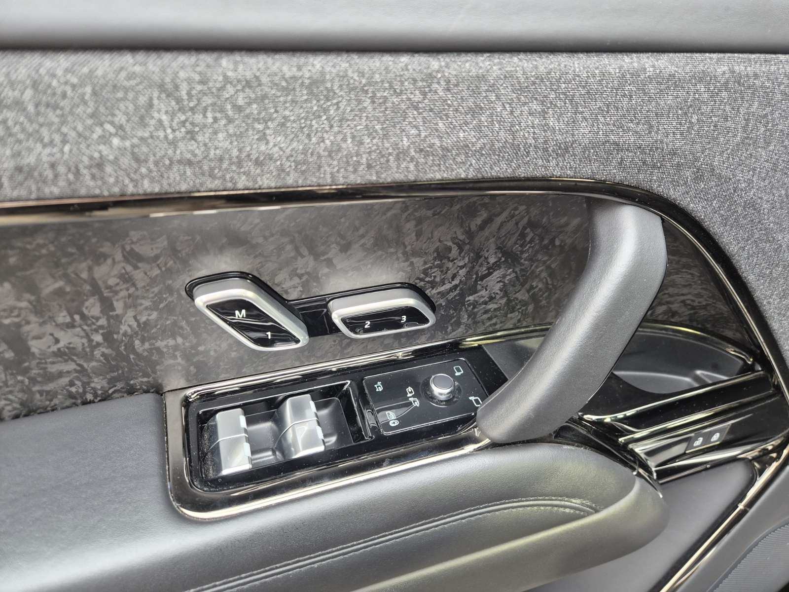 Land Rover Range Rover Sport 4.4 V8 First edition, Pano, 360kam, 23", fotografija 20