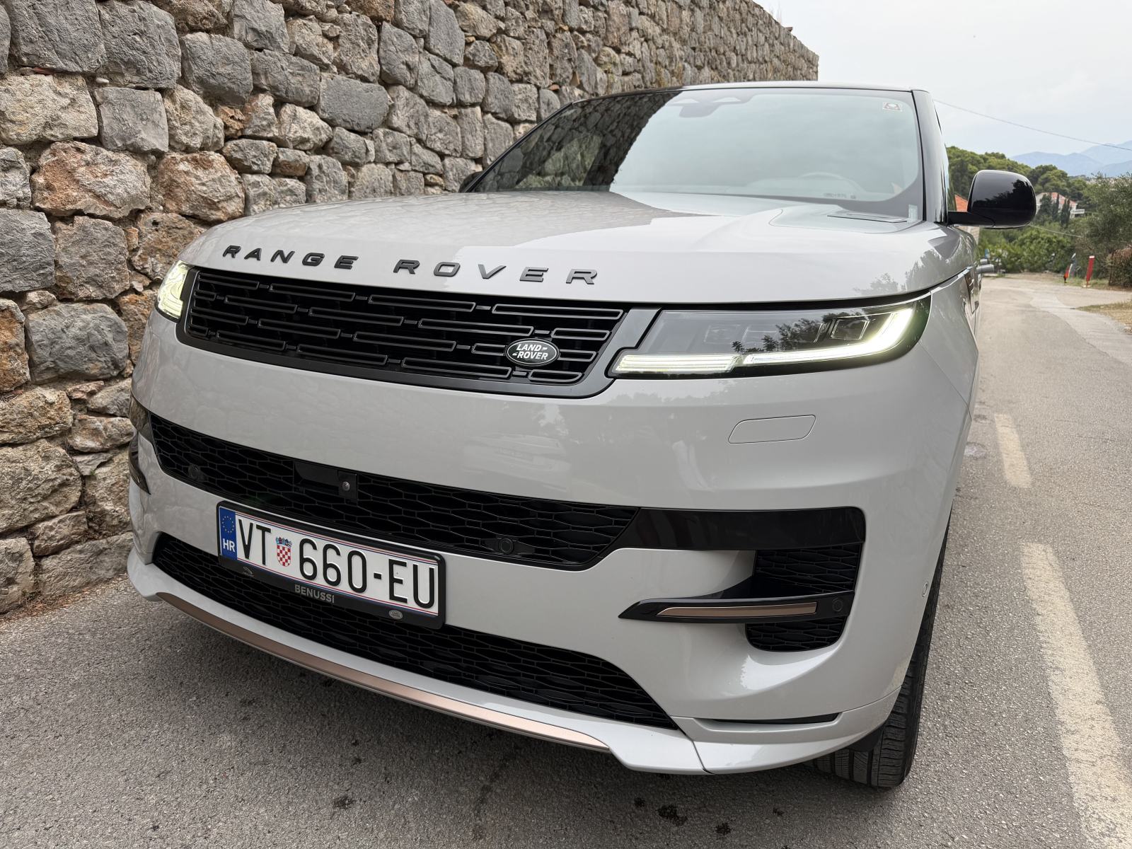 Land Rover Range Rover Sport Dynamic SE P460e PHEV, 1. vl, reg 11/2026, fotografija 2