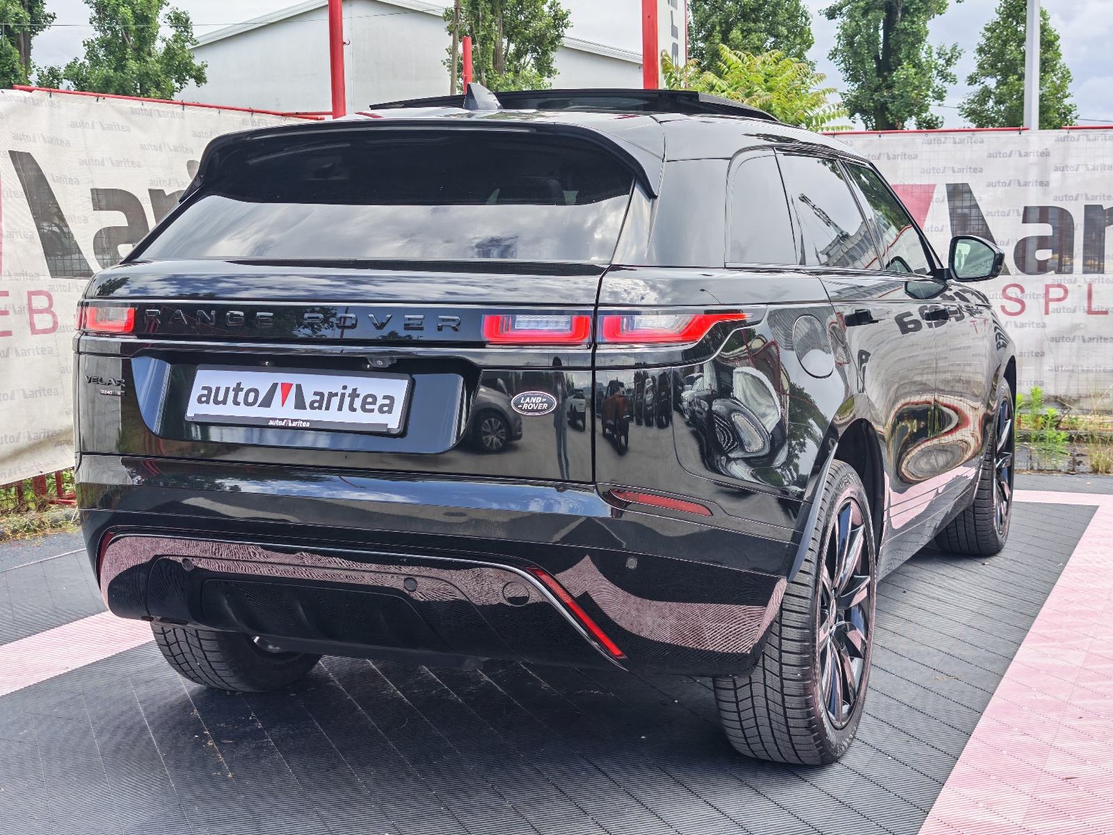 Land Rover Velar 2.0d 240KS☆R-Dynamic☆Panorama☆Virtual☆Garancija, fotografija 17
