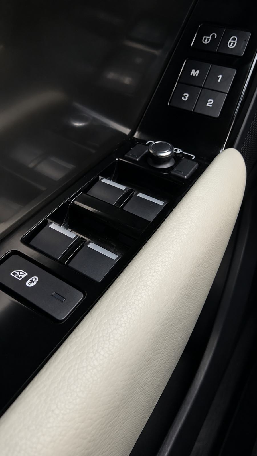 Range Rover Velar - zamjena - garancija, fotografija 14