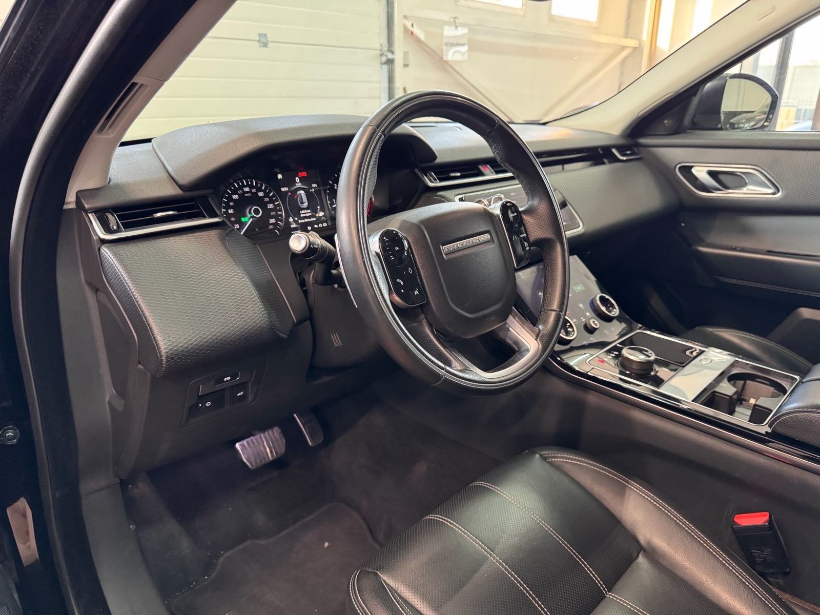 Land Rover Range Rover Velar 2.0 Diesel R-Dynamic S, fotografija 14