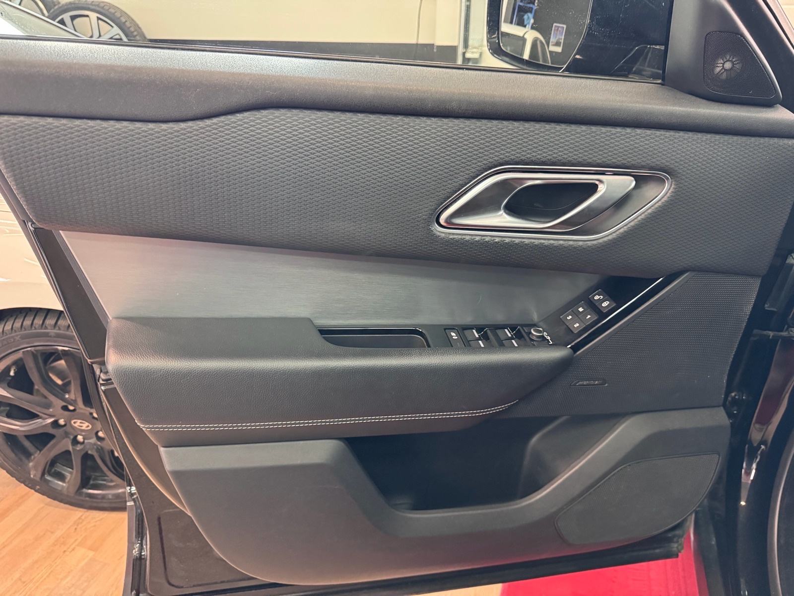 Land Rover Range Rover Velar 2.0 Diesel R-Dynamic S, fotografija 11