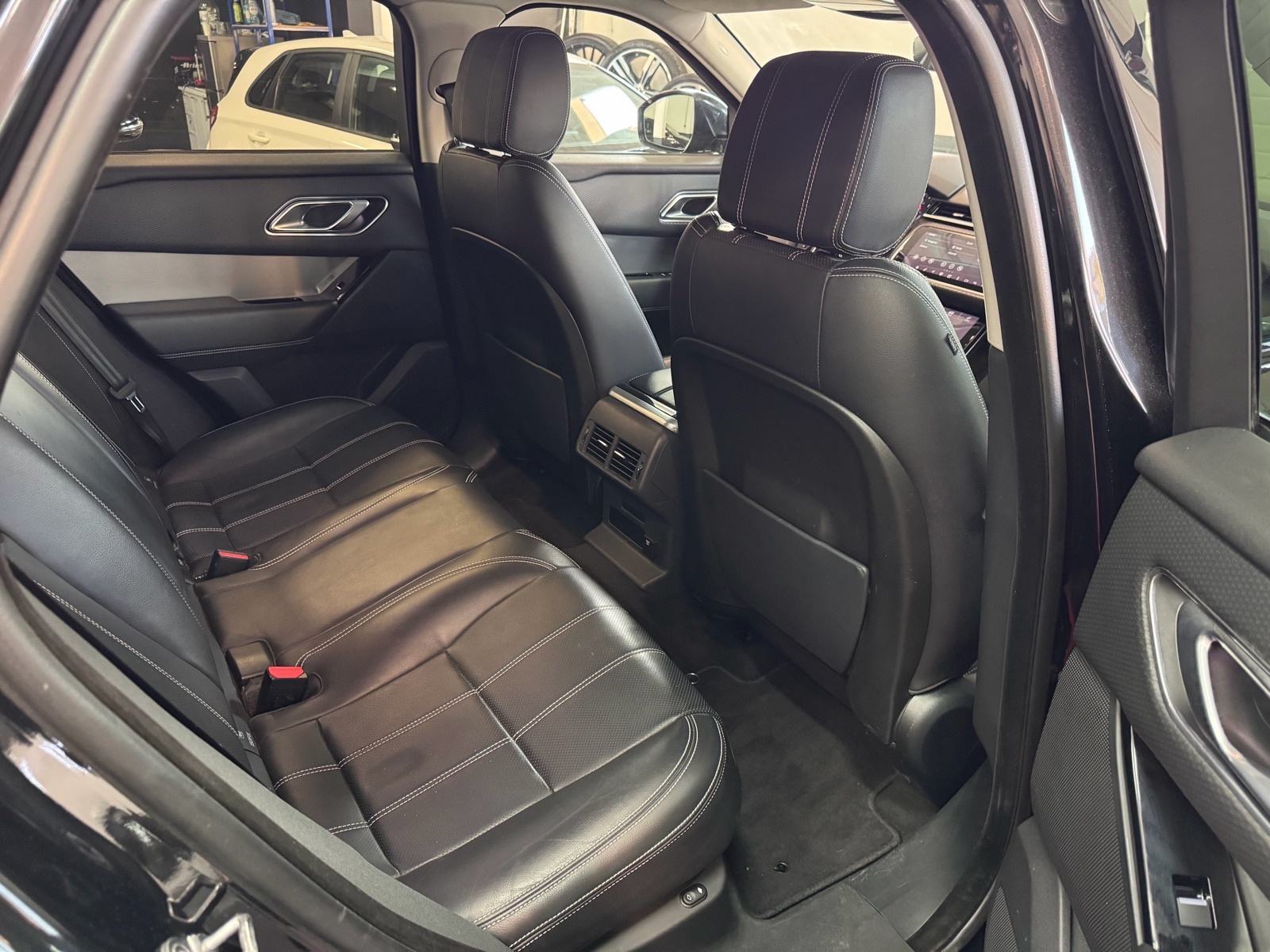 Land Rover Range Rover Velar 2.0 Diesel R-Dynamic S, fotografija 8
