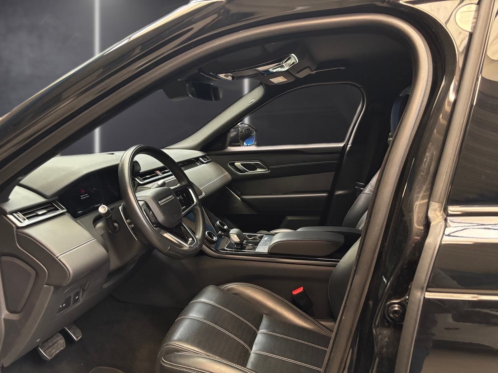 Land Rover Range Rover Velar 2,0 R-Dynamic HSE * RJEŠAVAMO LEASING *, fotografija 14