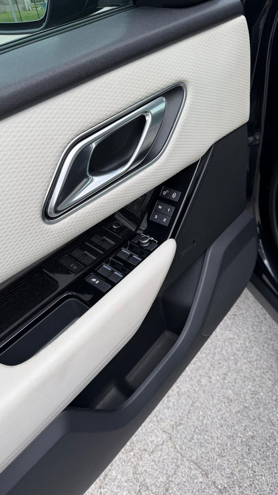 Land Rover Range Rover Velar 2,0, fotografija 14