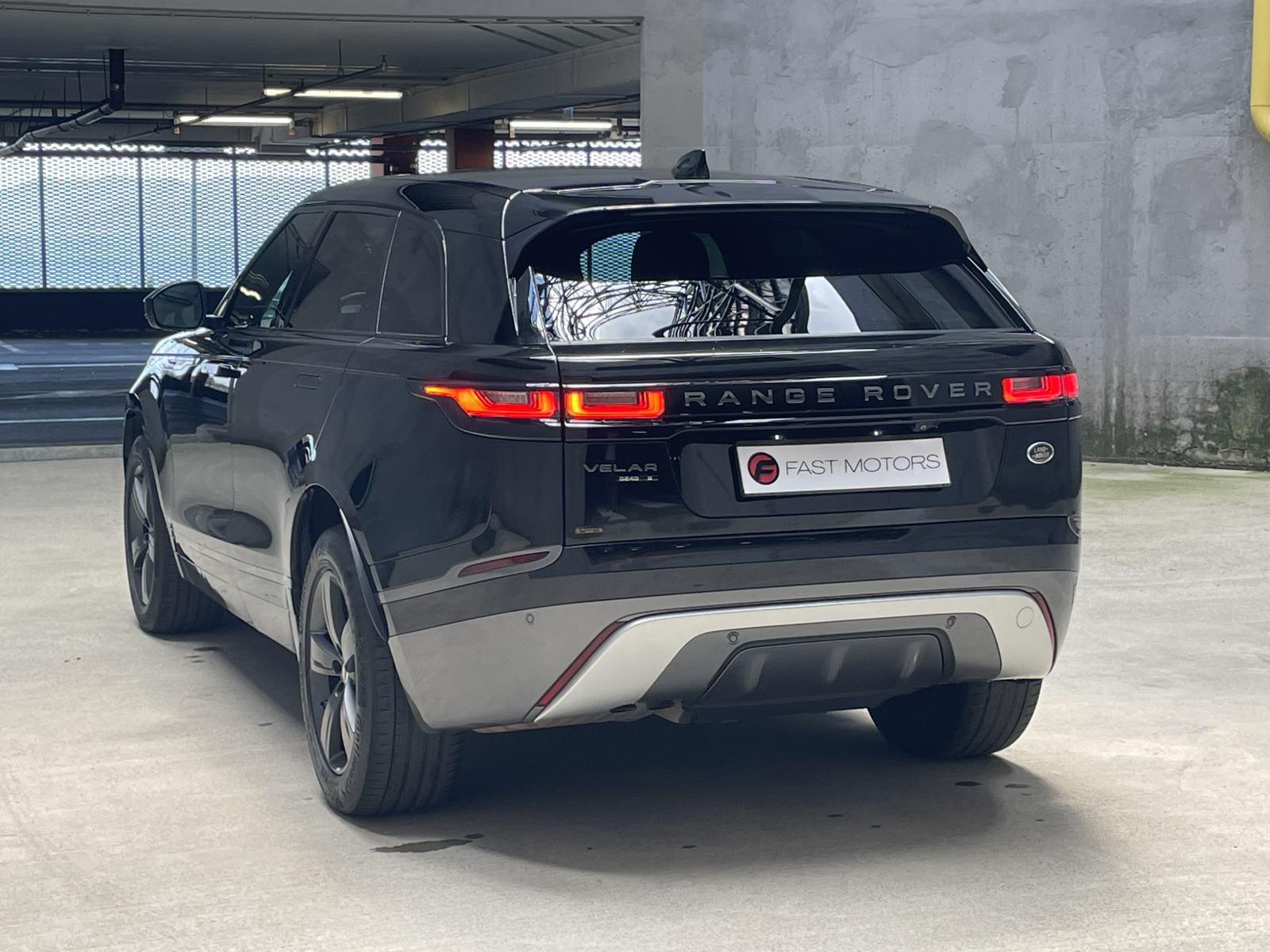 Range Rover Velar, R-Dynamic, fotografija 5