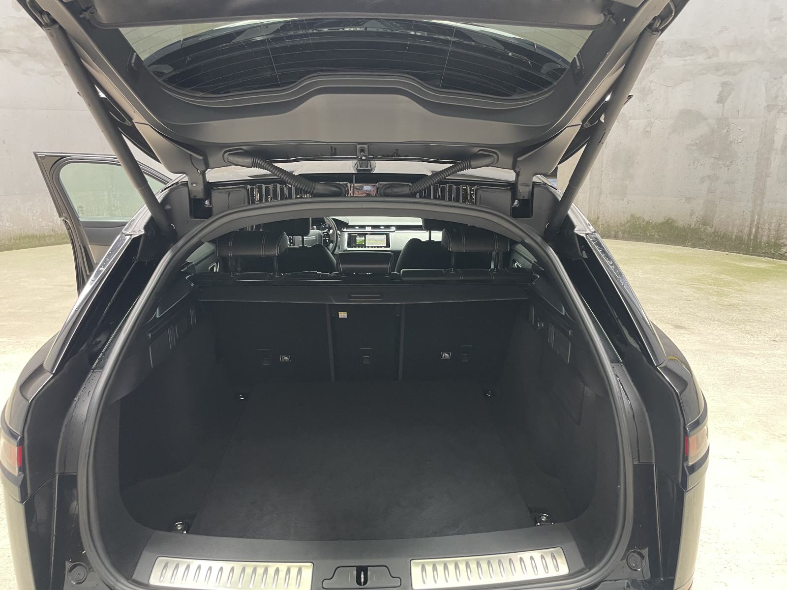 Range Rover Velar, R-Dynamic, fotografija 13