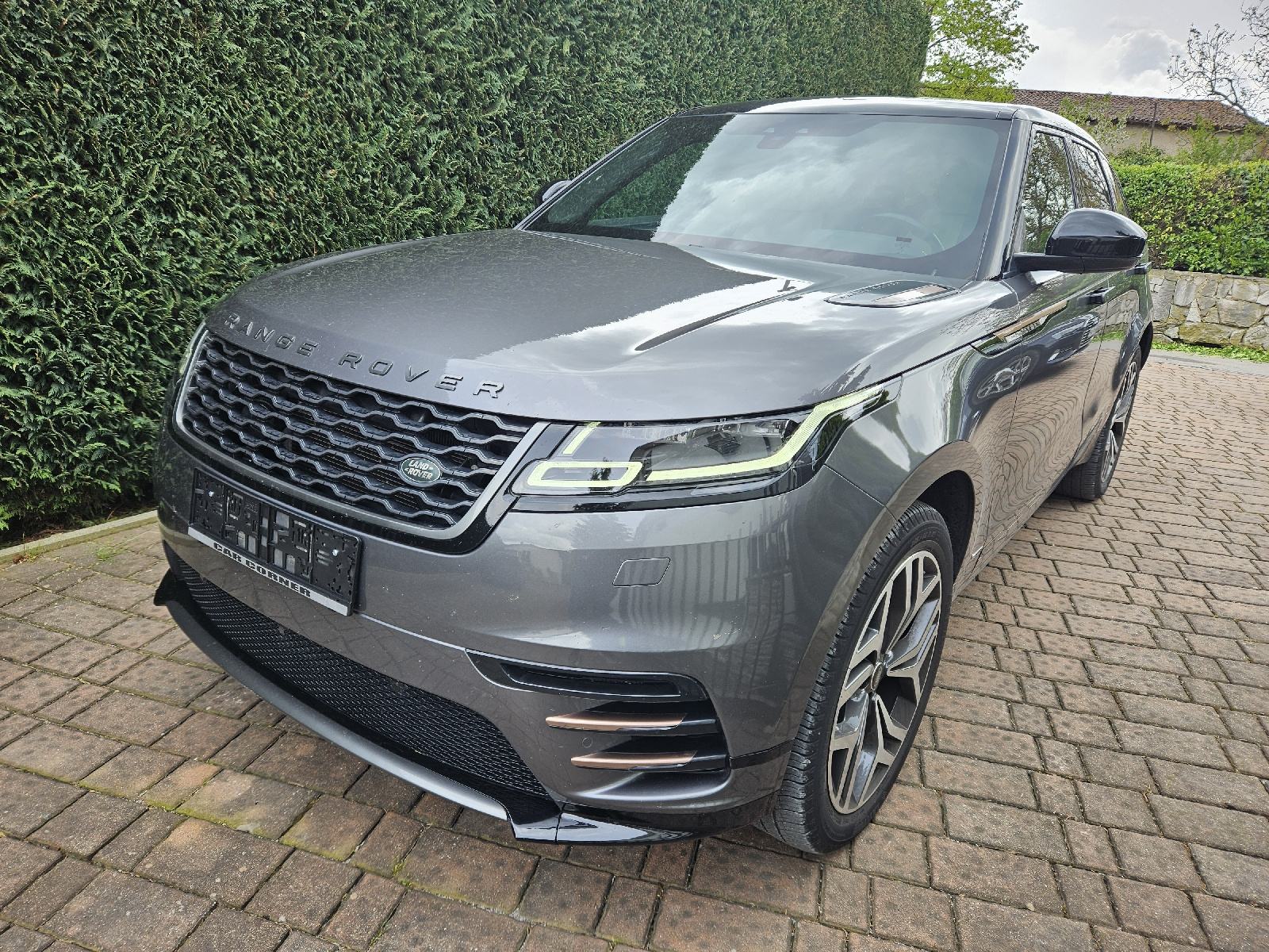 Land Rover Range Rover Velar 2.0 TD automatik, 2018 god.