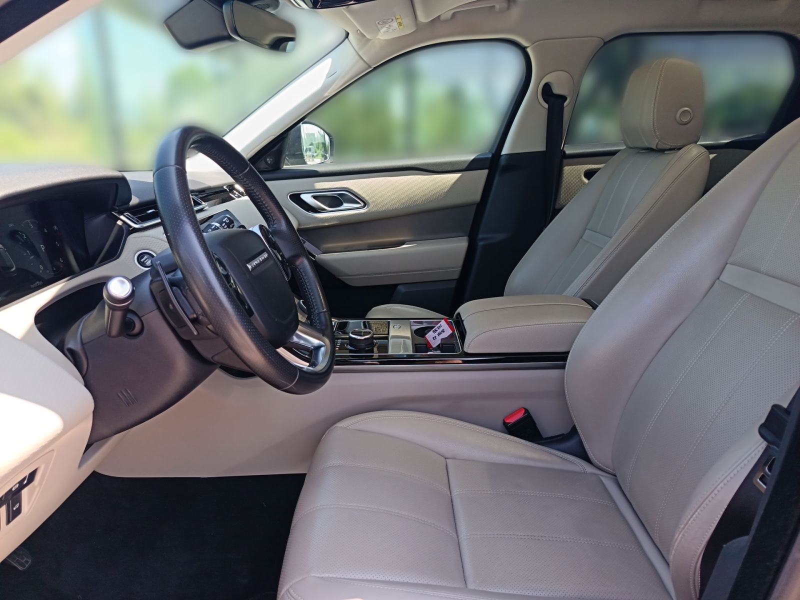 Land Rover Range Rover Velar S 2.0D 180HP 4WD A8 - 3 godine jamstva, fotografija 15