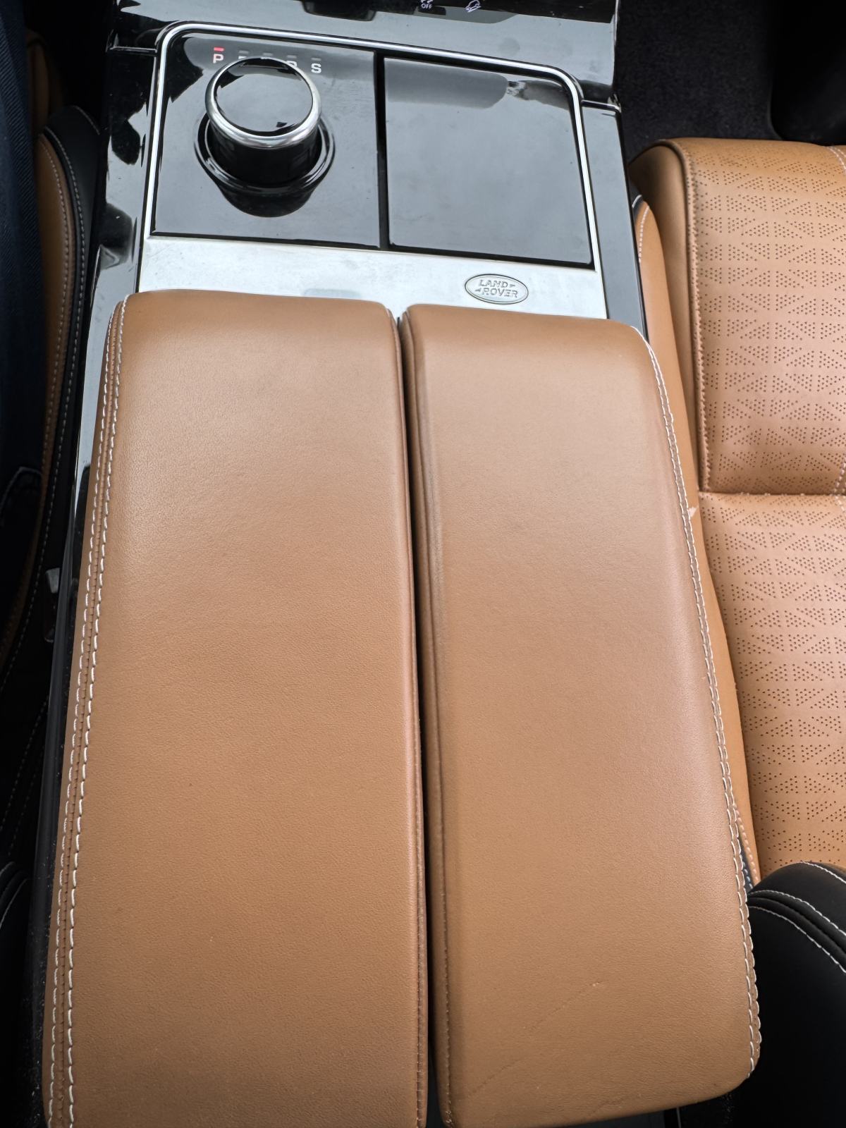 Land Rover Range Rover Velar 3.0 HSE, fotografija 11