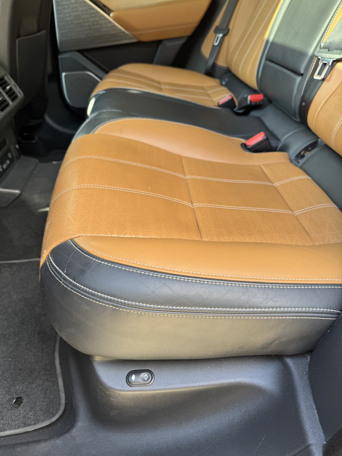 Land Rover Range Rover Velar 3.0 HSE, fotografija 15