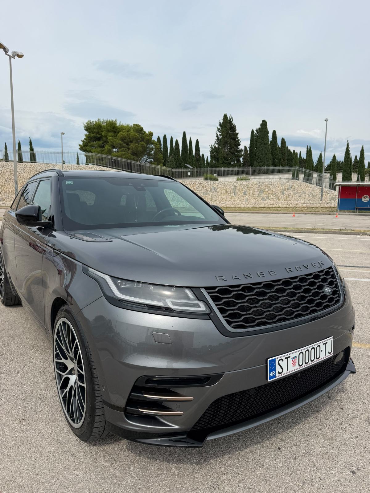 Range Rover Velar 3,0 300ks, fotografija 5