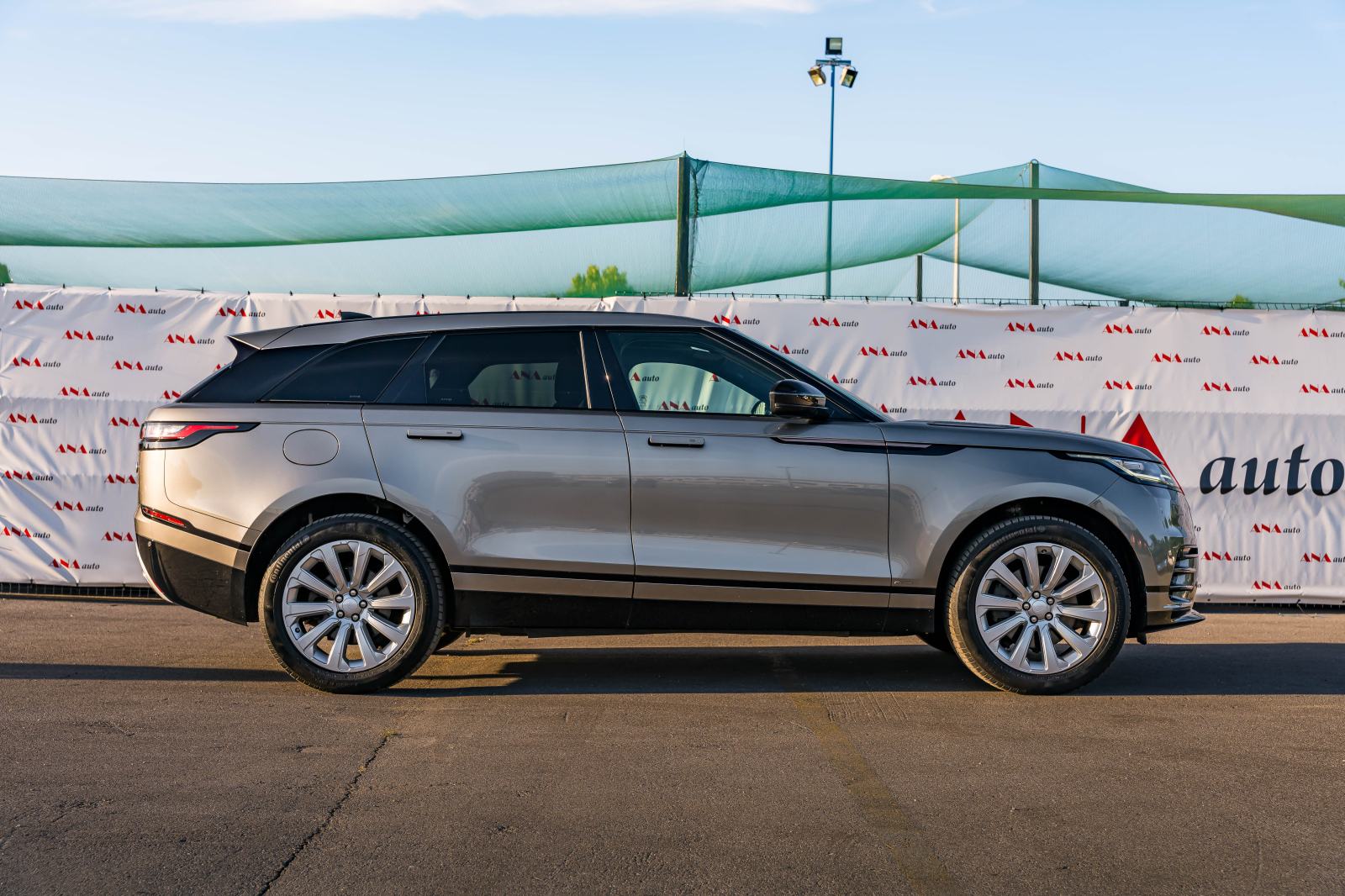 Land Rover Range Rover Velar 300 # R DYNAMIC#SERVISNA#JAMSTVO#LEASING#, fotografija 3